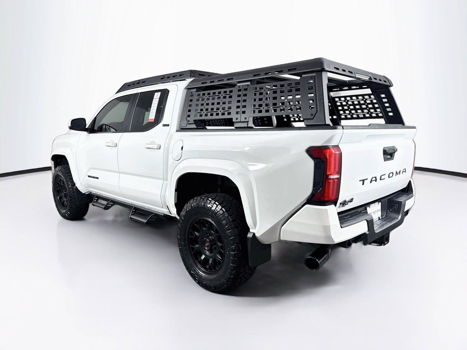 Certified 2025 Toyota Tacoma SR5 AWD/4WD image 14