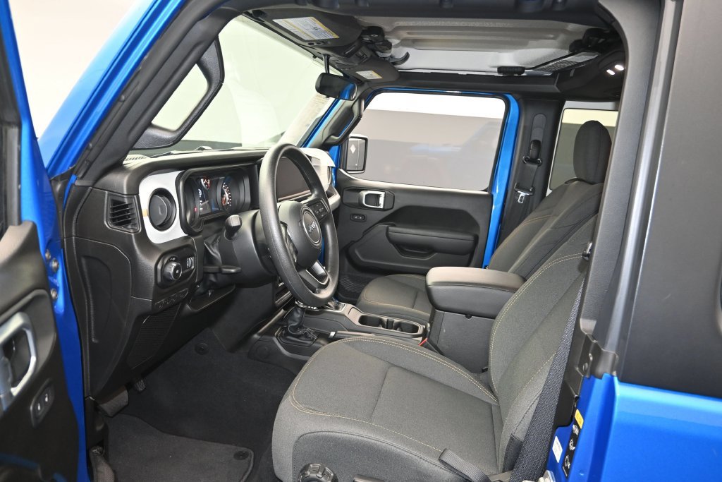 Used 2026 Jeep Wrangler Sport AWD/4WD image 10