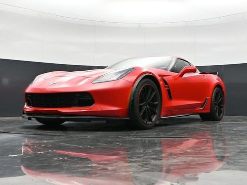 Used 2017 Chevrolet Corvette Grand Sport RWD image 41