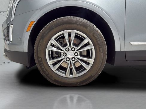 Used 2023 Cadillac XT5 Premium Luxury w/ Technology Package AWD/4WD image 30