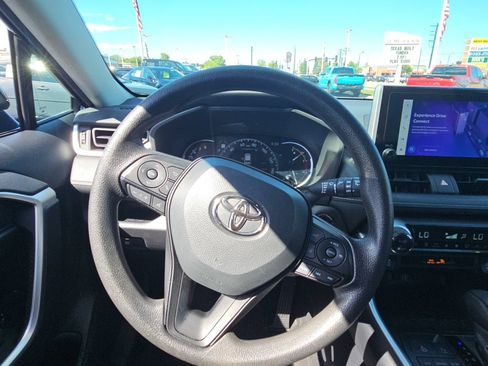 Certified 2025 Toyota RAV4 XLE AWD/4WD image 10