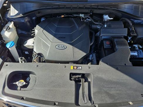 Used 2020 Kia Sorento FWD V6 image 22