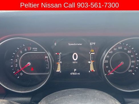 Used 2022 Jeep Gladiator Rubicon w/ Trailer Tow Package AWD/4WD image 15