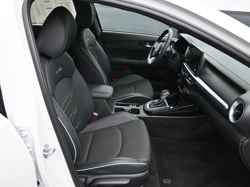 Certified 2024 Kia Forte GT-Line FWD image 23