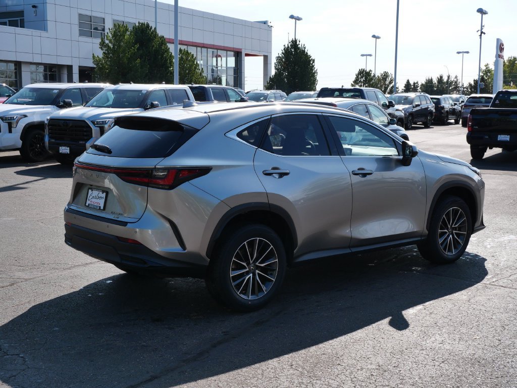 Used 2024 Lexus NX 350h AWD image 5