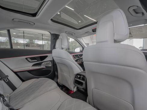 Certified 2026 Mercedes-Benz E 350 4MATIC Sedan image 28