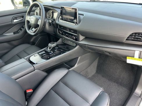 New 2026 Nissan Rogue SV image 8