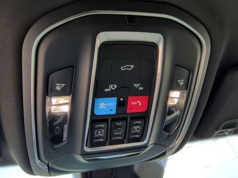 New 2025 Jeep Grand Cherokee L Limited image 22