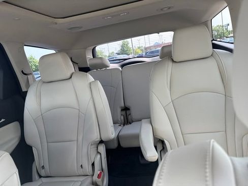 Used 2022 Buick Enclave Premium w/ Experience Buick Package AWD/4WD image 10
