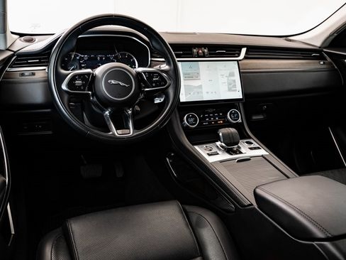 Used 2021 Jaguar F-PACE S image 4