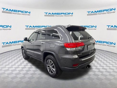 Used 2018 Jeep Grand Cherokee Limited image 3
