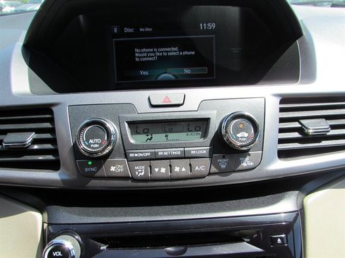 Used 2014 Honda Odyssey EX image 17