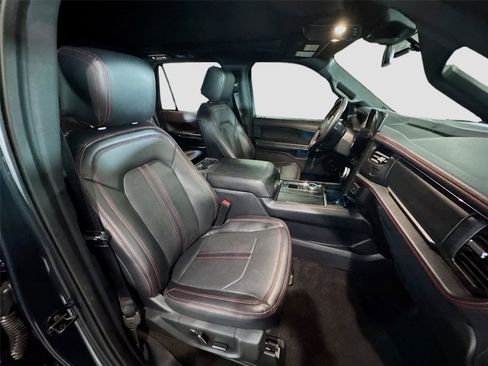 Used 2023 Ford Expedition Limited image 26