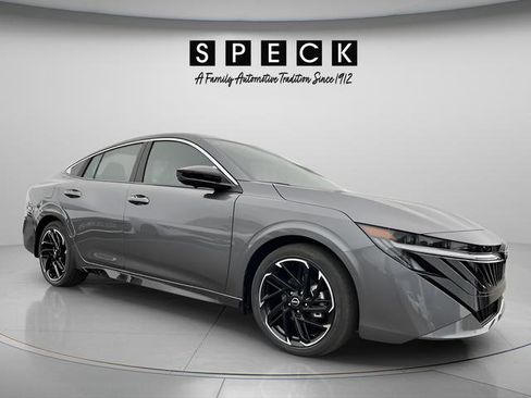 New 2026 Nissan Sentra SR w/ SR Premium Package image 7