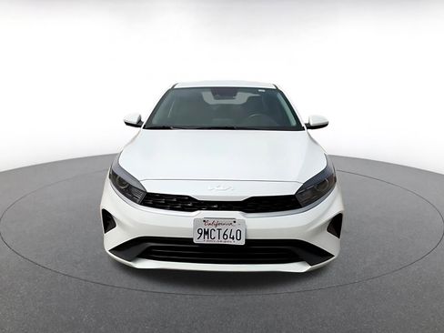 Used 2024 Kia Forte LXS FWD image 7