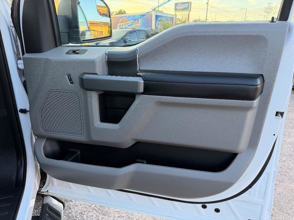 Used 2016 Ford F150 XLT w/ XTR Package AWD/4WD image 18
