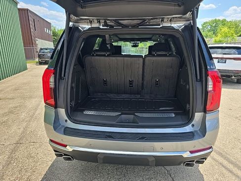 New 2026 GMC Yukon Denali AWD/4WD image 14
