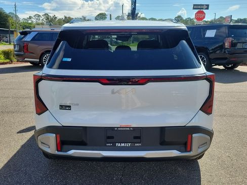 New 2027 Kia Seltos EX FWD image 5