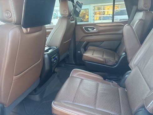 Used 2021 Chevrolet Tahoe High Country image 17