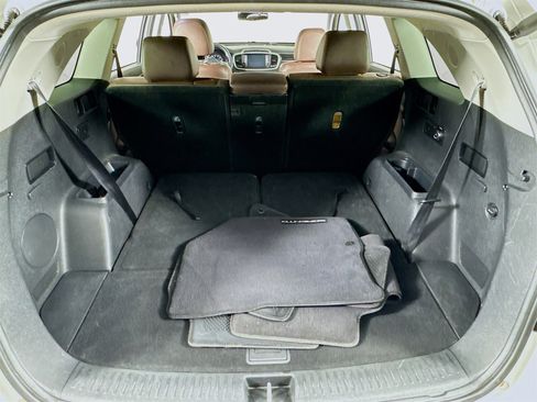 Used 2020 Kia Sorento SX image 21