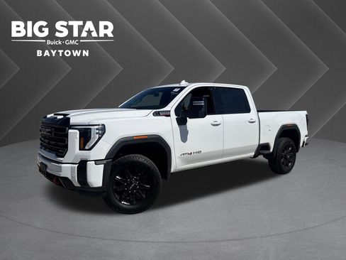 Used 2025 GMC Sierra 2500 AT4 image 1