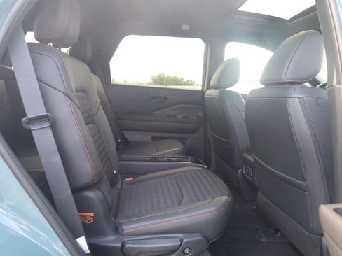 New 2026 Nissan Pathfinder Rock Creek w/ Rock Creek Premium Package AWD/4WD image 22