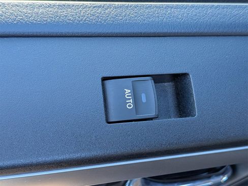 Used 2023 Toyota 4Runner SR5 Premium image 30