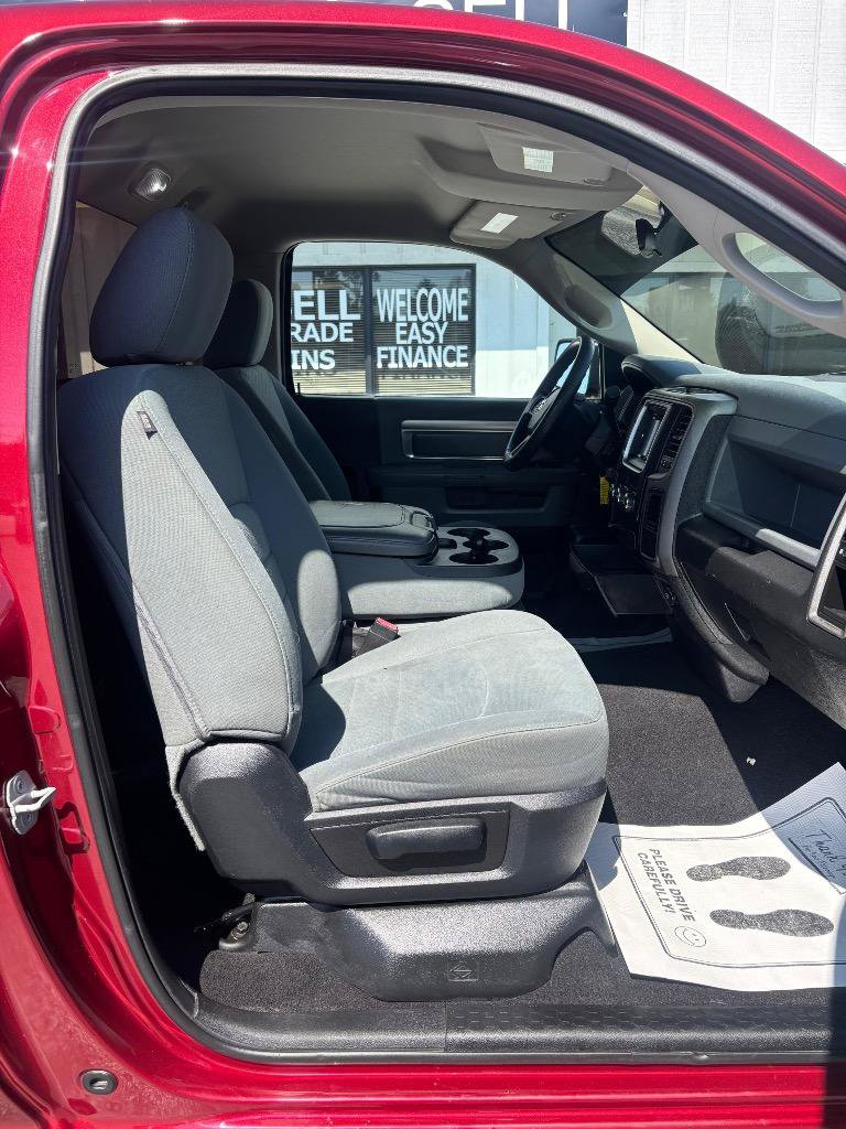 Used 2013 RAM 1500 Express RWD image 23