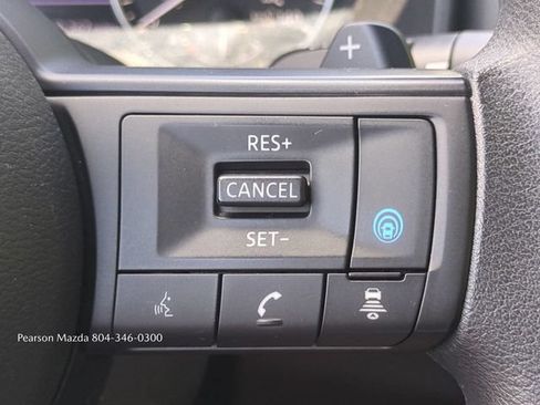Used 2024 Nissan Rogue SV AWD/4WD image 25