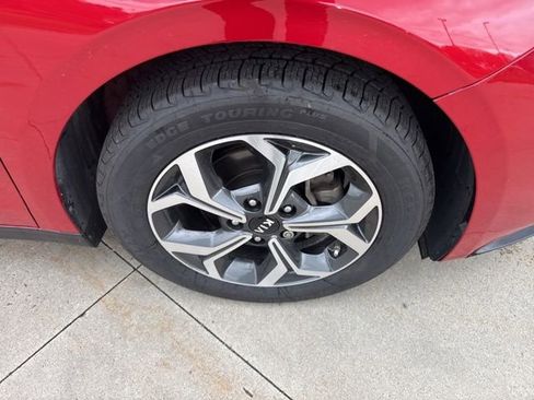 Used 2020 Kia Forte LXS FWD image 10