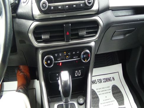 Used 2020 Ford EcoSport SE w/ SE Convenience Package FWD image 24