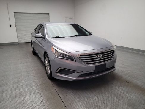 Used 2017 Hyundai Sonata SE FWD image 14