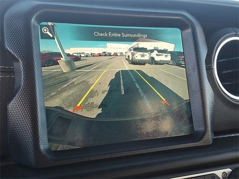 Used 2020 Jeep Gladiator Overland w/ Dual Top Group image 14