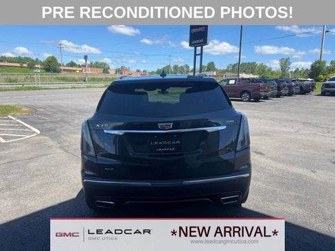 Used 2023 Cadillac XT5 Sportv w/ Platinum Package AWD/4WD image 4