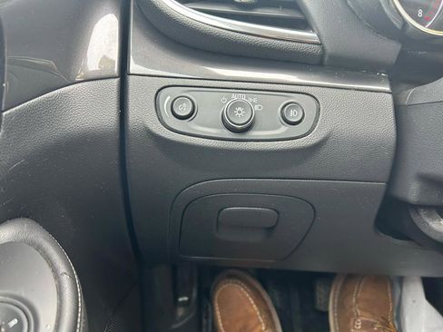 Used 2018 Buick Encore Preferred image 26