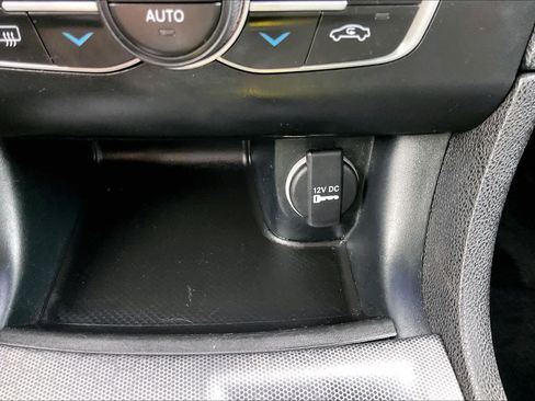 Used 2018 Dodge Charger R/T w/ Plus Group image 35