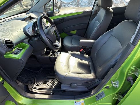 Used 2014 Chevrolet Spark LT image 7
