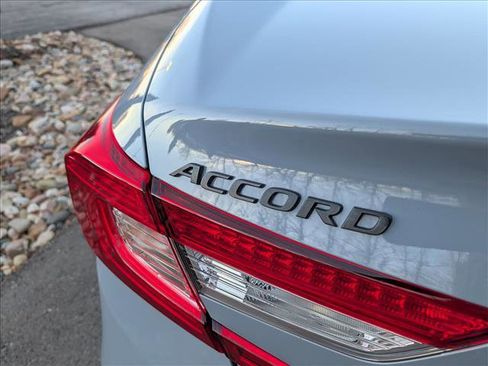 Used 2021 Honda Accord Touring image 22