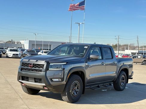 New 2026 Nissan Frontier Pro-X image 4