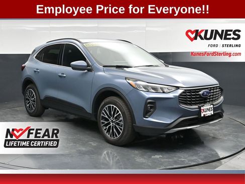 New 2026 Ford Escape SE FWD image 1