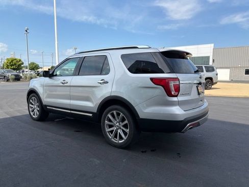 Used 2017 Ford Explorer Limited AWD/4WD image 6