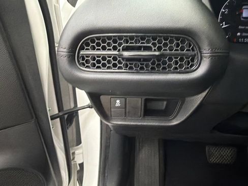 Used 2023 Honda HR-V LX image 30