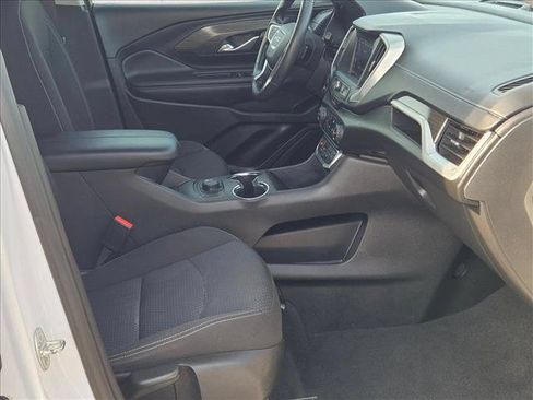 Used 2022 GMC Terrain SLE FWD image 20
