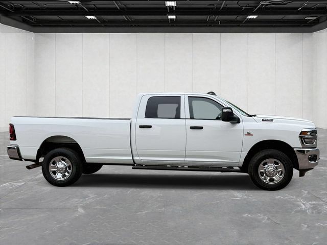 Used 2026 RAM 3500 Tradesman AWD/4WD image 4