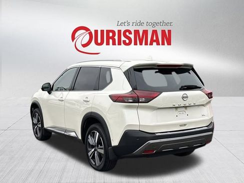 Used 2023 Nissan Rogue SL w/ SL Premium Package image 4