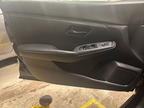 Used 2025 Nissan Sentra S image 20