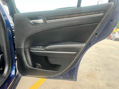 Used 2016 Chrysler 300 C AWD/4WD image 34