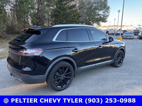 Used 2020 Lincoln Nautilus Reserve w/ Equipment Group 202A image 7