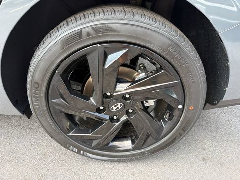 New 2026 Hyundai Elantra Sport FWD image 19