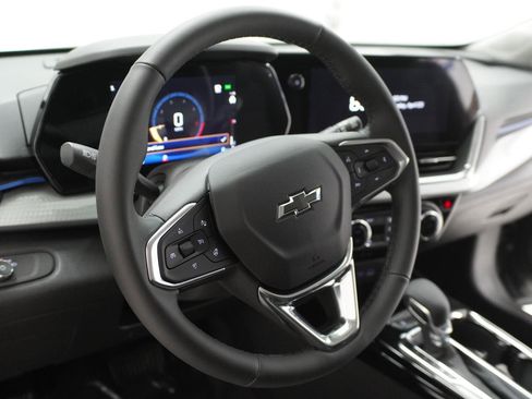 New 2026 Chevrolet Trax LT FWD image 17